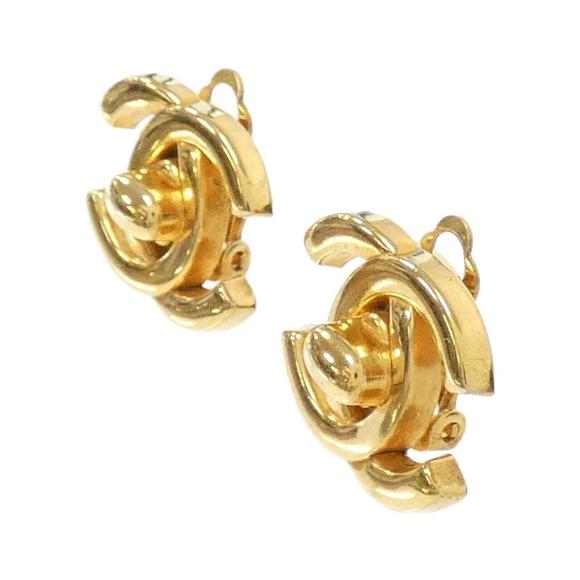 CHANEL Gold Clip Earrings 16.00mm x 20.00mm / 0.63'' x 0.79'' - Picture 2 of 3